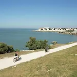 Western Ocean 3* Руаян