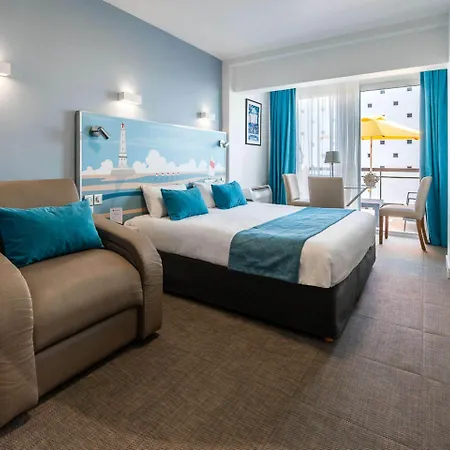 Western Ocean Szálloda 3*