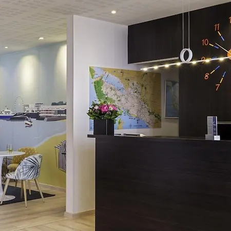 Western Ocean Hotel 3*