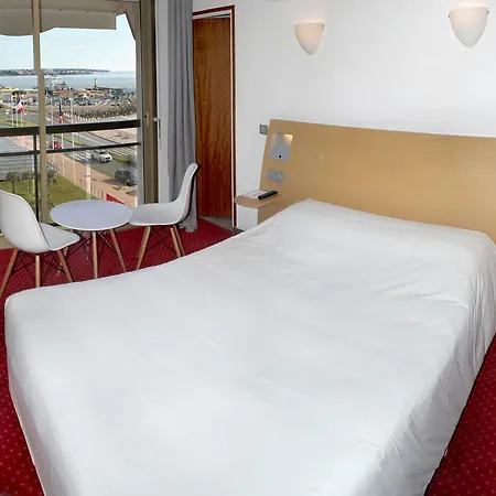 Western Ocean Hotel 3*