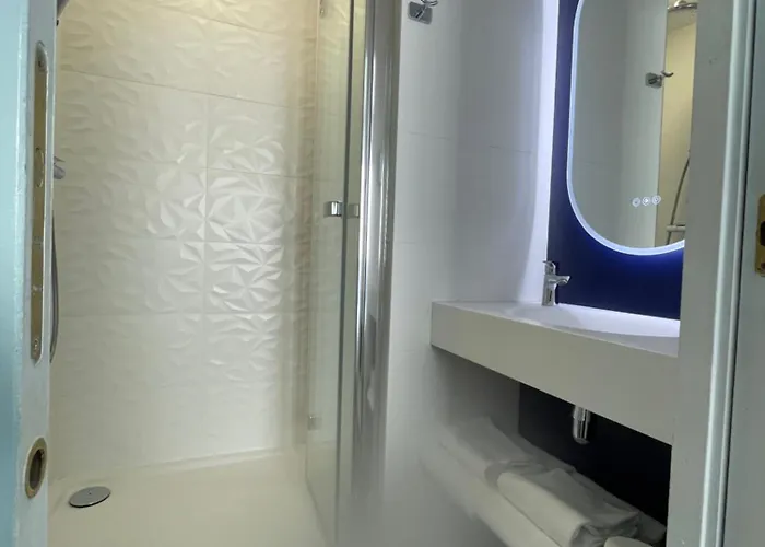 Western Océan 3* Royan