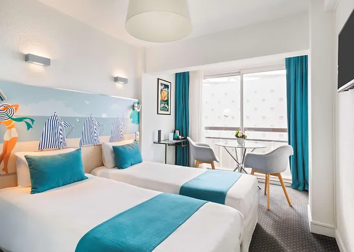 Western Ocean 3* Royan